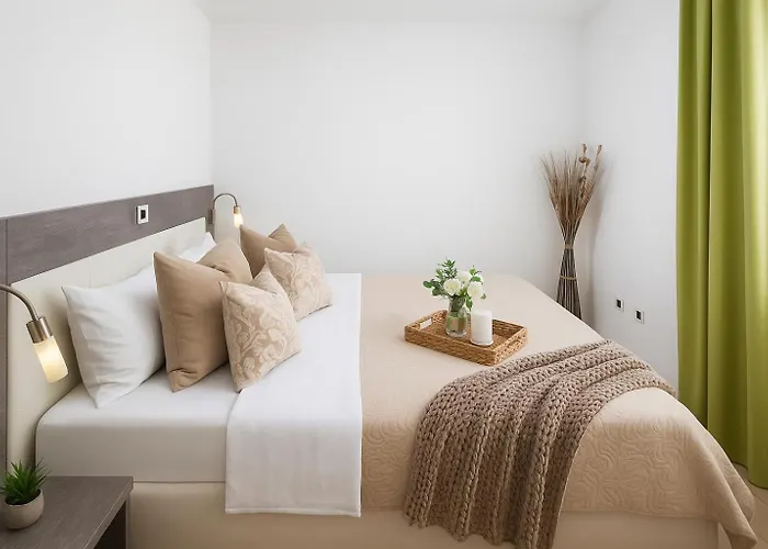 Sunny 1032 * Petrcane